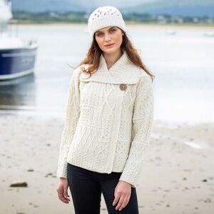 The Irish Store Women's One Button Aran Cardigan in Cream Size Medium